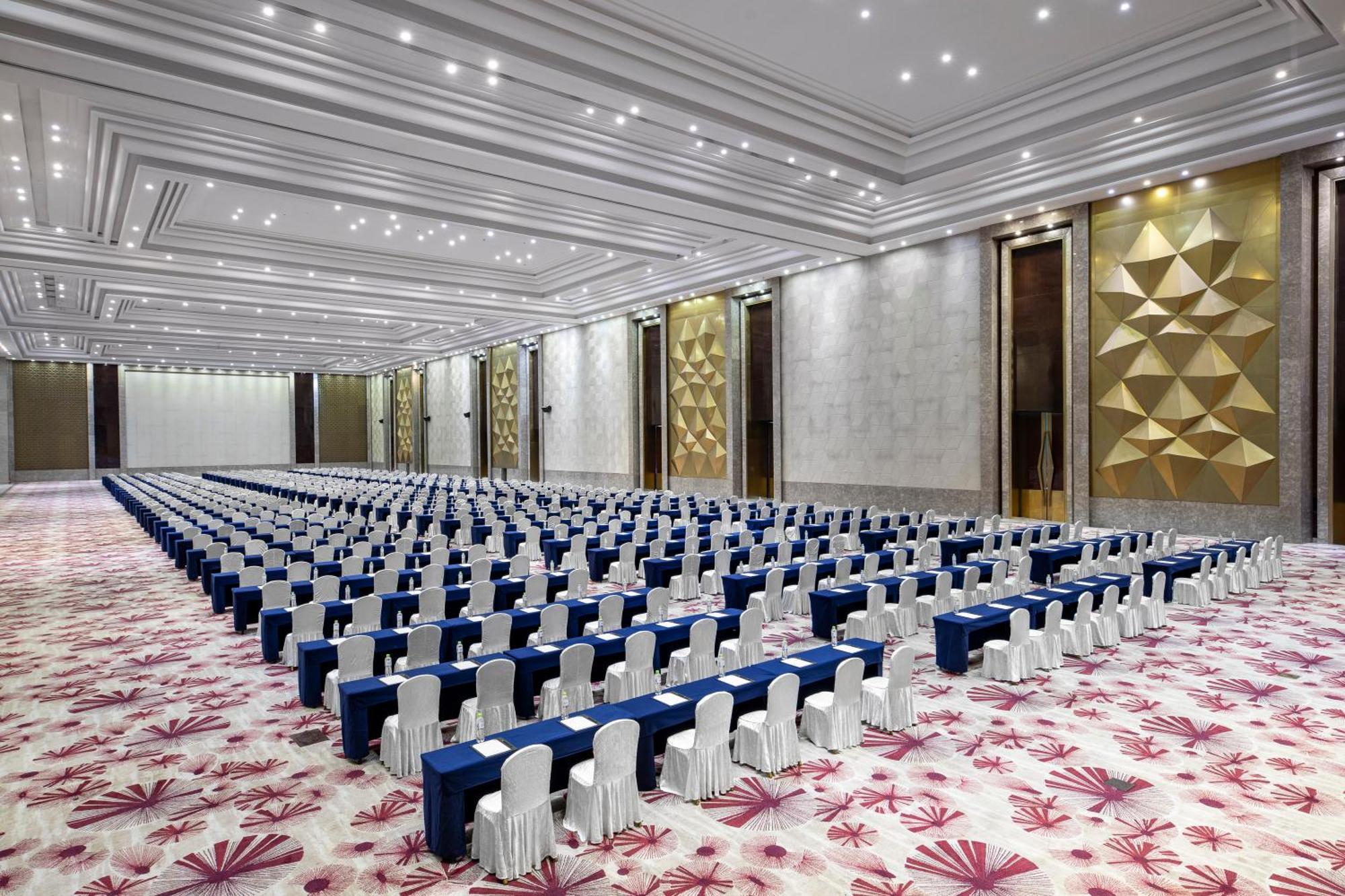Hotel Wyndham Grand Qingdao Exterior foto
