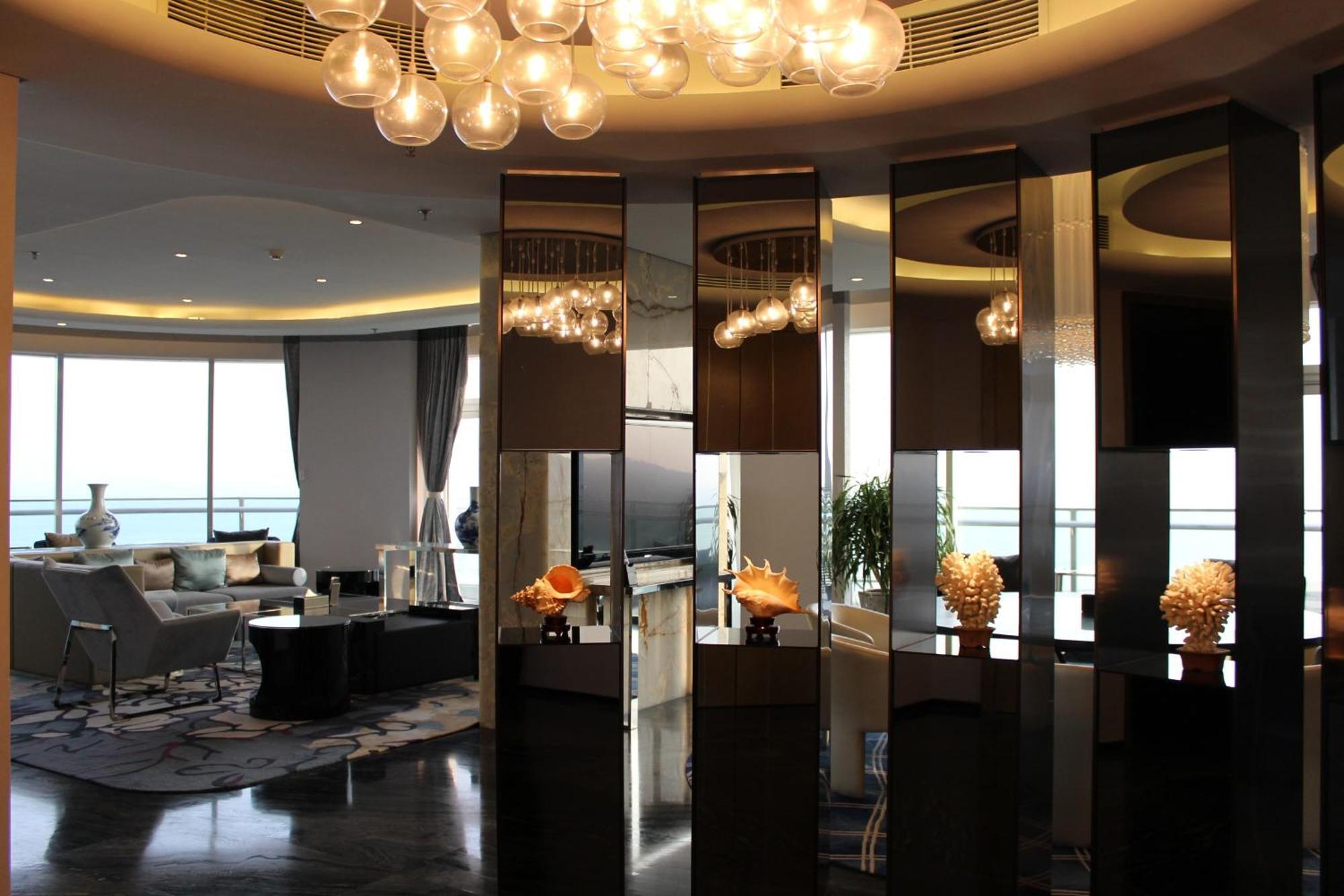 Hotel Wyndham Grand Qingdao Exterior foto