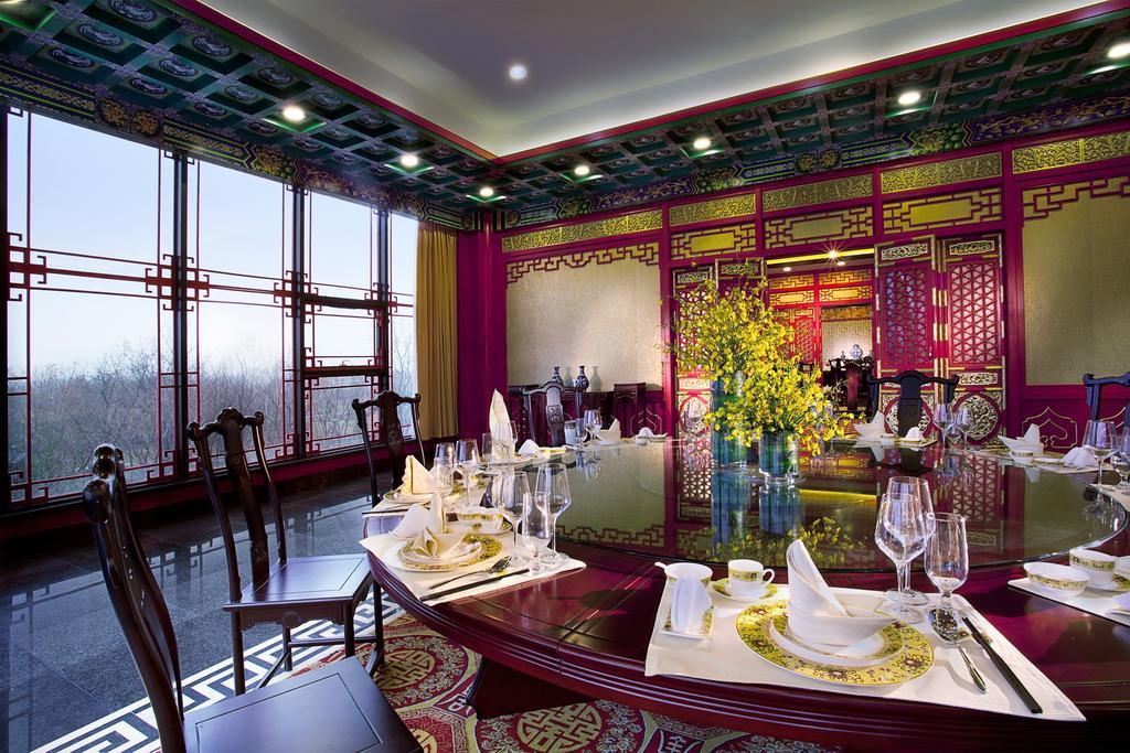 Hotel Wyndham Grand Qingdao Exterior foto
